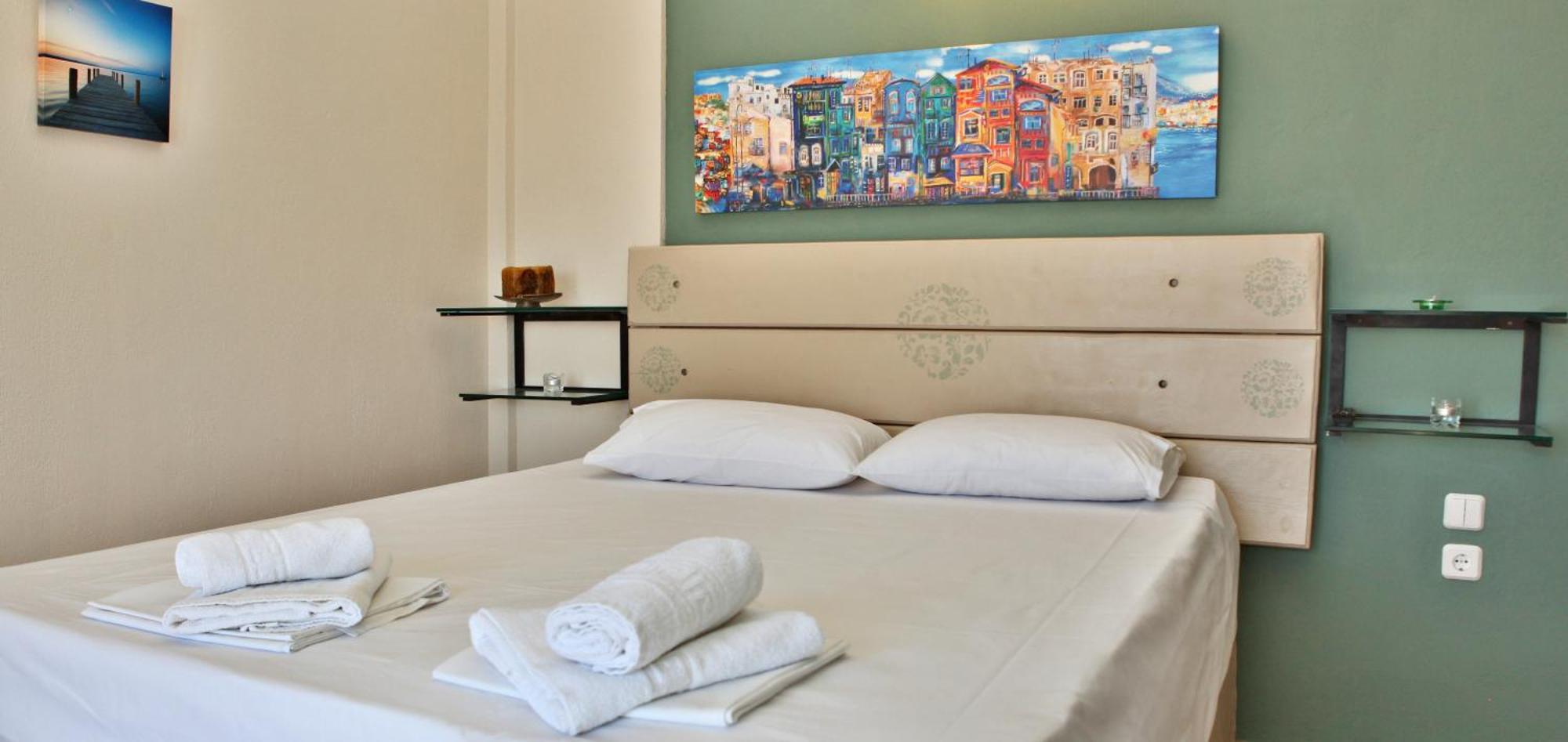 Axion Esti Apartments سكوبيلوس تاون الغرفة الصورة